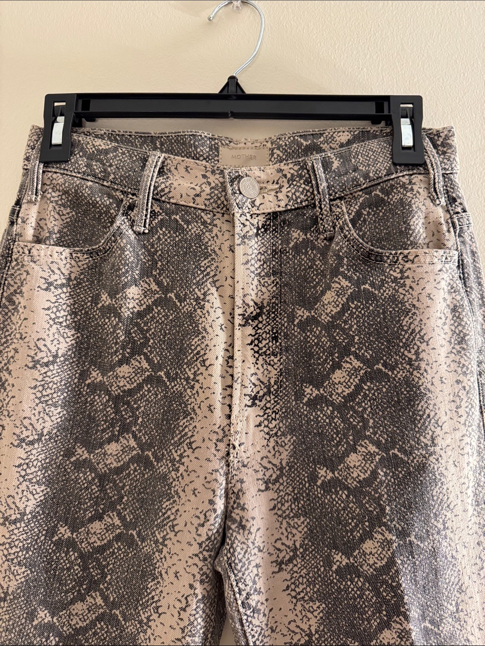MOTHER The Hustler Flood Boa Babe Flare Jeans - Picture 5 of 11